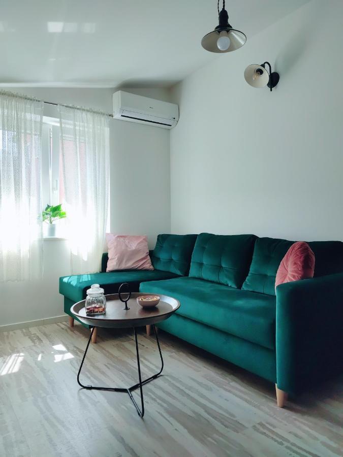 Apartman Jelena Podstrana Exterior foto